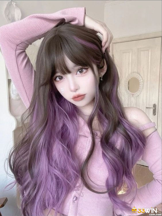 CEO Trang Mew